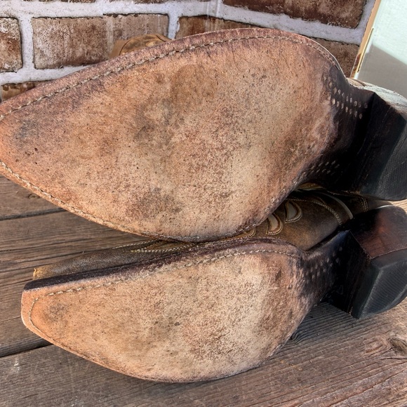 Old Gringo Brown and Tan Heeled Boots Vintage 8.5 - Picture 6 of 9